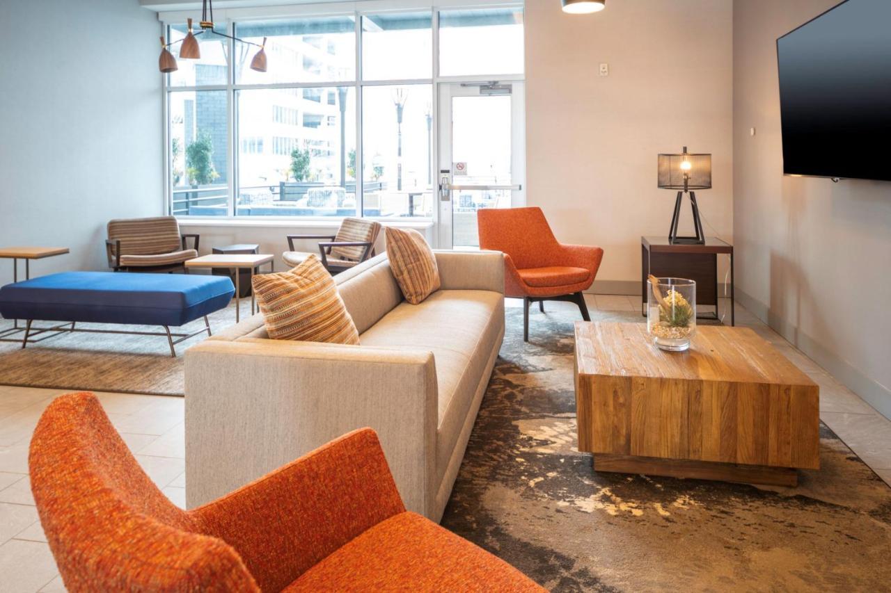 Towneplace Suites By Marriott Louisville Downtown 外观 照片